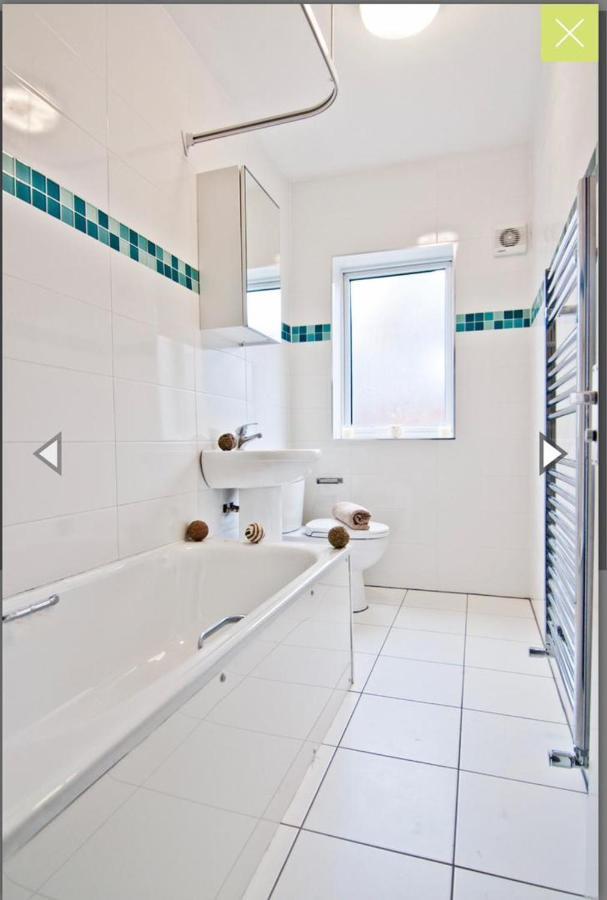 Budget Double Room Close To Leeds University And City Centre Εξωτερικό φωτογραφία