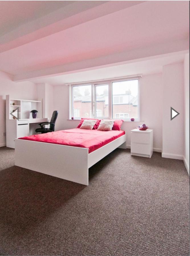Budget Double Room Close To Leeds University And City Centre Εξωτερικό φωτογραφία